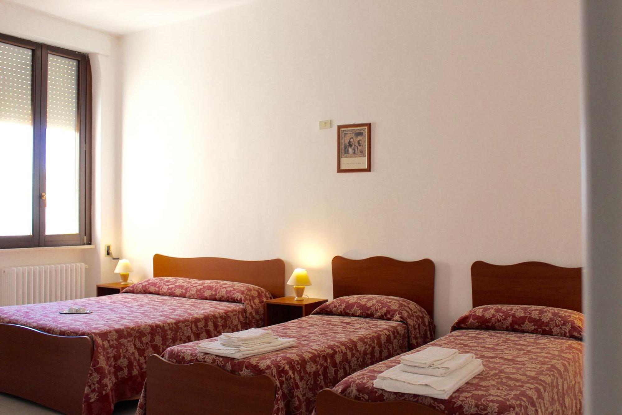 Albergo Del Santuario Santa Maria di Leuca Exterior foto
