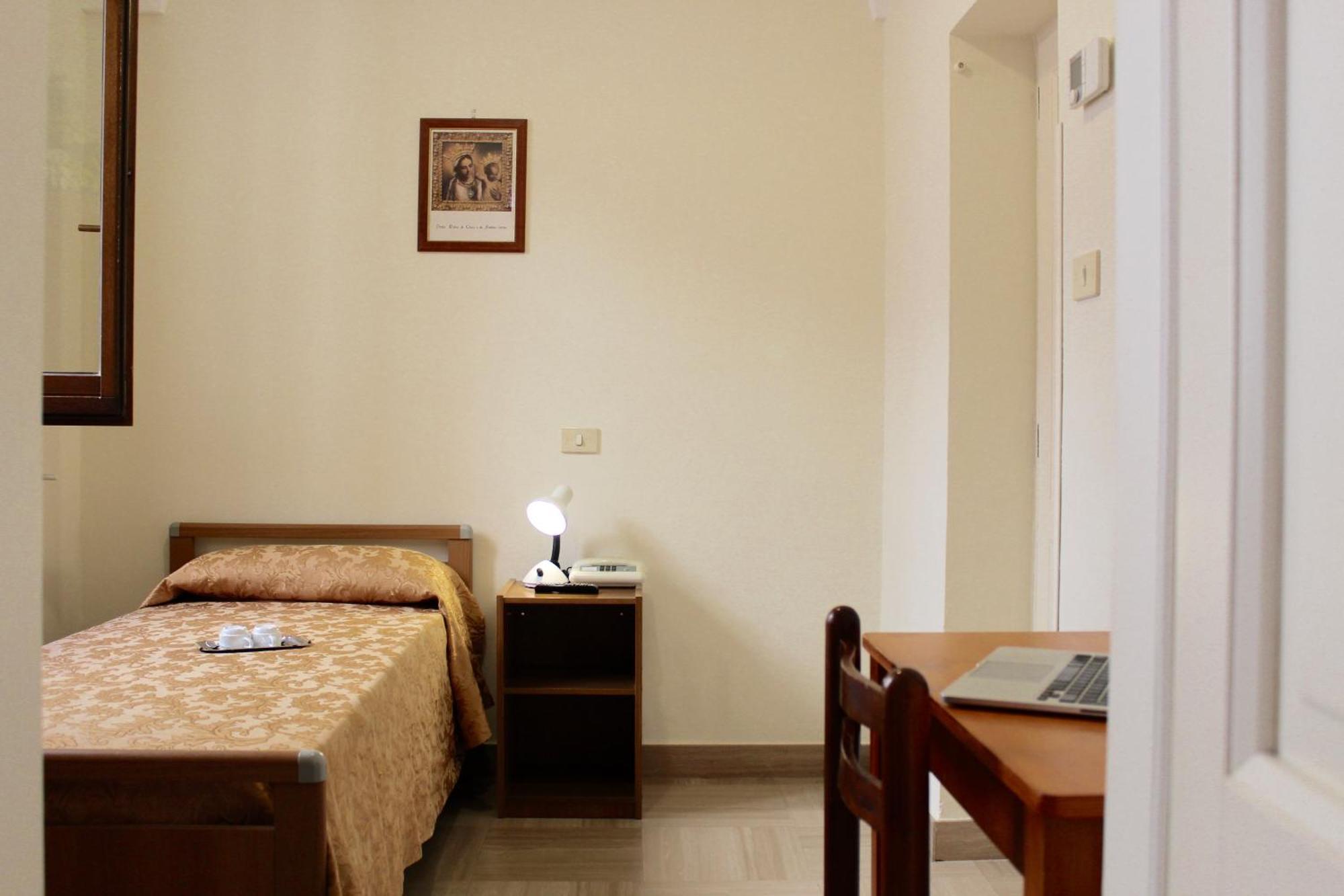 Albergo Del Santuario Santa Maria di Leuca Exterior foto