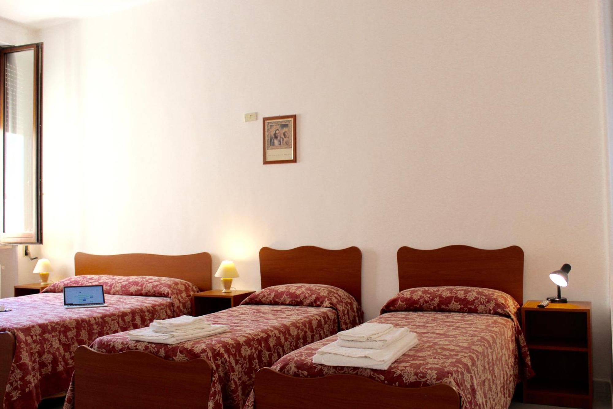 Albergo Del Santuario Santa Maria di Leuca Exterior foto